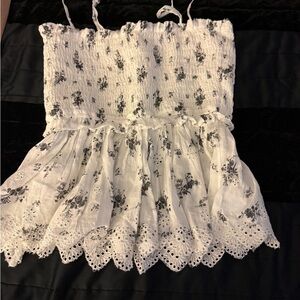 American Eagle Outfitters White Top with Black Floral Print